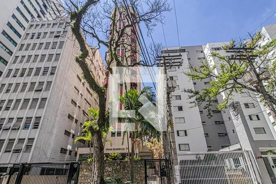 Fachada e portaria de apartamento à venda com 1 quarto, 40m² em Aclimação, São Paulo
