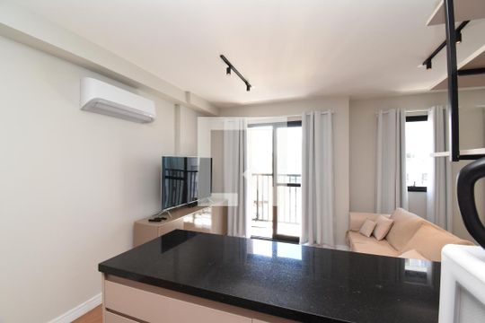 Studio de kitnet/studio à venda com 1 quarto, 38m² em Centro, Curitiba
