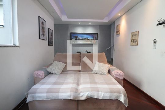 Sala de apartamento à venda com 3 quartos, 140m² em Vila Helena, Santo André
