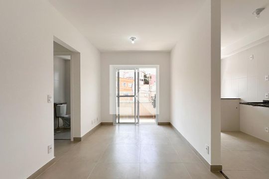 Sala de apartamento à venda com 2 quartos, 55m² em Baeta Neves, São Bernardo do Campo