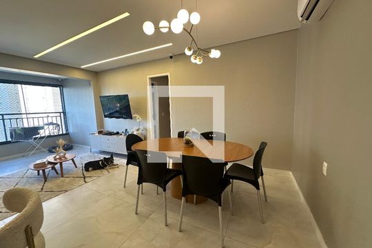 Sala de apartamento para alugar com 3 quartos, 89m² em Alphaville, Barueri