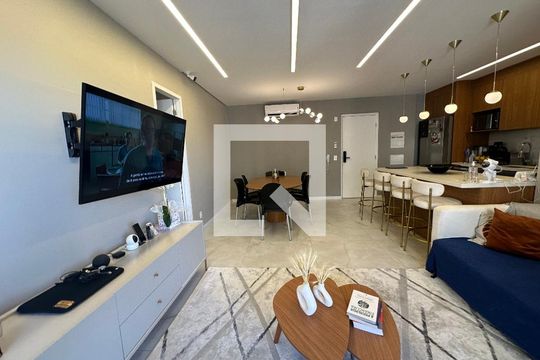 Sala de apartamento para alugar com 3 quartos, 89m² em Alphaville, Barueri