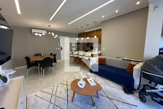Sala de apartamento para alugar com 3 quartos, 89m² em Alphaville, Barueri