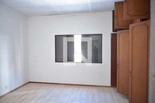 Quarto 1 de casa à venda com 3 quartos, 240m² em Centro, Santo André
