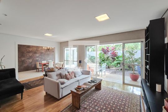 Sala de casa de condomínio à venda com 3 quartos, 223m² em Dos Casa, São Bernardo do Campo