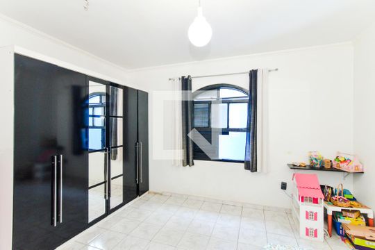 Quarto 1 de casa à venda com 2 quartos, 176m² em Jardim Moreira, Guarulhos