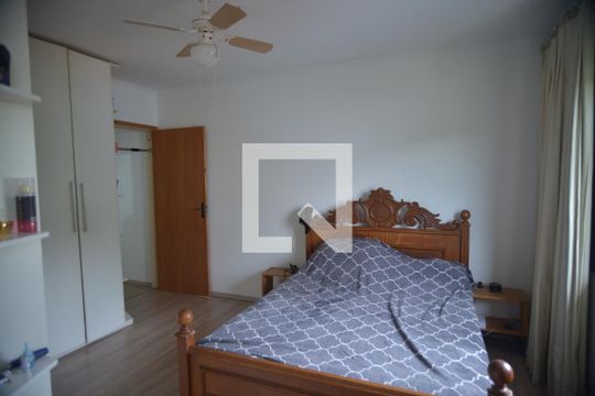 Quarto Suíte de casa para alugar com 3 quartos, 190m² em Vila Valparaíso, Santo André