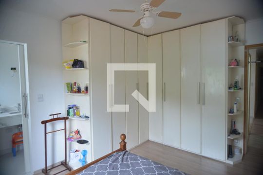 Quarto Suíte de casa para alugar com 3 quartos, 190m² em Vila Valparaíso, Santo André