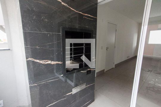Varanda da Sala/Cozinha de apartamento para alugar com 3 quartos, 94m² em Saraiva, Uberlândia