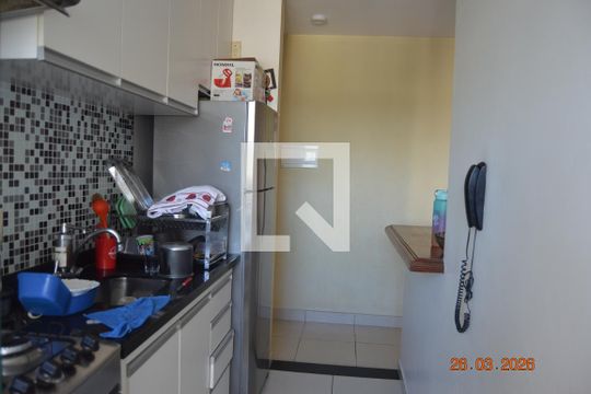 Cozinha de apartamento à venda com 2 quartos, 48m² em Santa Maria, Osasco