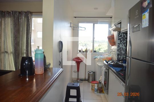 Cozinha de apartamento à venda com 2 quartos, 48m² em Santa Maria, Osasco