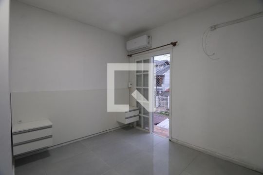 Quarto Suíte de casa à venda com 2 quartos, 105m² em Mato Grande, Canoas