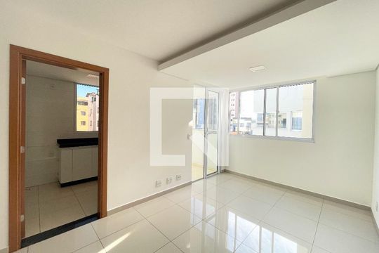 Sala de apartamento à venda com 2 quartos, 126m² em Ouro Preto, Belo Horizonte