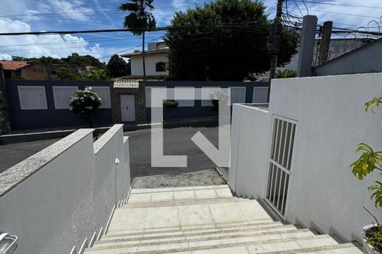 Kitnet/Studio para alugar com 1 quarto, 35m² em Piatã, Salvador
