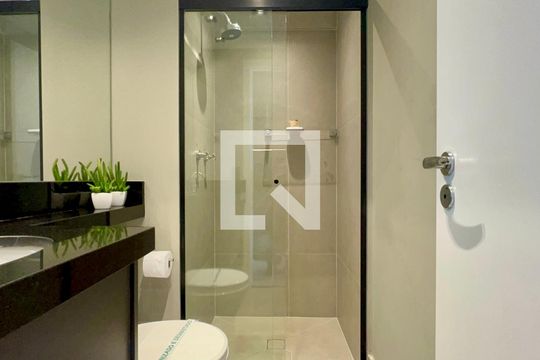Banheiro de apartamento à venda com 1 quarto, 20m² em Jardim Paulista, São Paulo