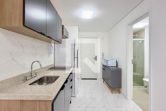 Studio de kitnet/studio para alugar com 1 quarto, 25m² em Santo Amaro, São Paulo