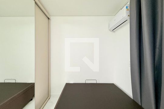 Studio de kitnet/studio para alugar com 1 quarto, 25m² em Santo Amaro, São Paulo