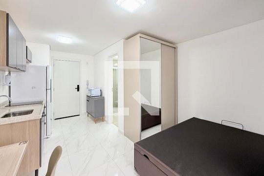 Studio de kitnet/studio para alugar com 1 quarto, 25m² em Santo Amaro, São Paulo