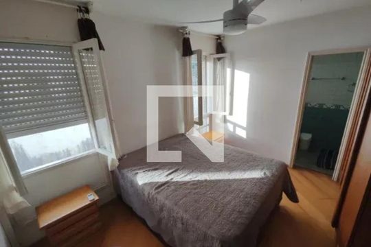 Quarto de apartamento à venda com 1 quarto, 42m² em Tristeza, Porto Alegre