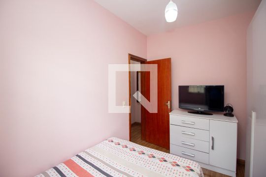 Quarto 1 de casa de condomínio à venda com 2 quartos, 73m² em Cabral, Contagem