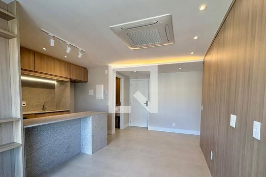 Sala de apartamento para alugar com 2 quartos, 75m² em Funcionários, Belo Horizonte