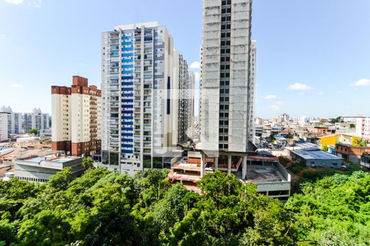 Sacada  de kitnet/studio à venda com 1 quarto, 48m² em Picanço, Guarulhos