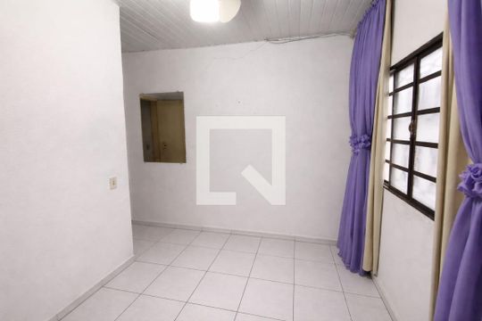 Quarto de casa para alugar com 3 quartos, 450m² em Setor Marista, Goiânia