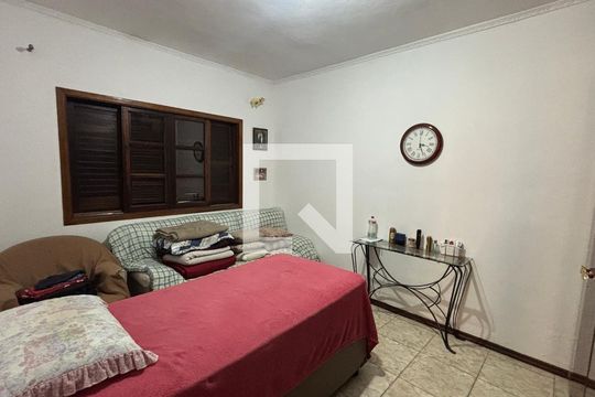 Quarto 1 de casa à venda com 2 quartos, 162m² em Utinga, Santo André