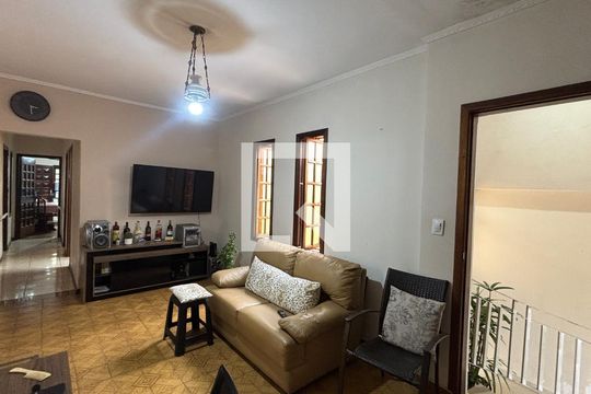 Sala de casa à venda com 2 quartos, 162m² em Utinga, Santo André