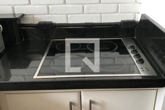 Cozinha de apartamento à venda com 1 quarto, 75m² em Cerqueira César, São Paulo