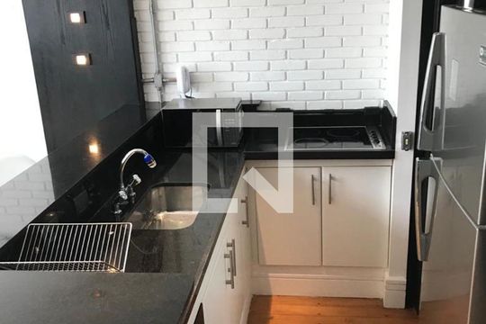Cozinha de apartamento à venda com 1 quarto, 75m² em Cerqueira César, São Paulo