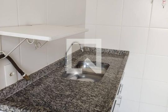 Apartamento à venda com 1 quarto, 58m² em Vila Nova Esperia, Jundiaí