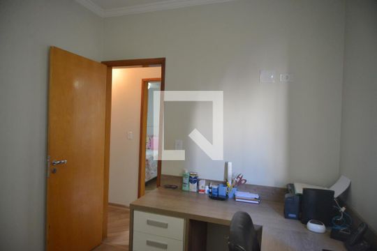 Quarto 1 de apartamento à venda com 3 quartos, 190m² em Vila Camilópolis, Santo André