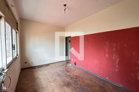 Sala de casa à venda com 2 quartos, 100m² em Inhaúma, Rio de Janeiro