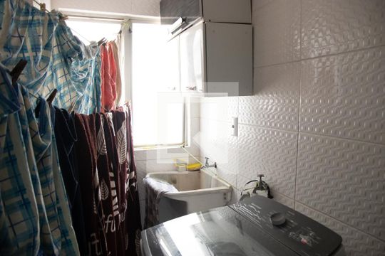 Cozinha e Área de Serviço de apartamento para alugar com 2 quartos, 65m² em Setor Leste Universitário, Goiânia