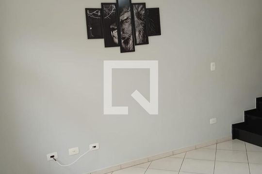 Sala de casa à venda com 2 quartos, 100m² em Jardim Maia, Guarulhos