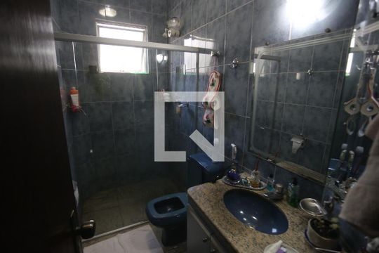Banheiro de apartamento para alugar com 3 quartos, 176m² em Nova Suíça, Belo Horizonte