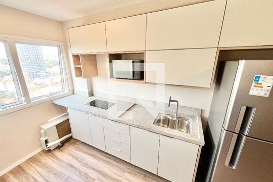 Sala/Cozinha/Quarto  de kitnet/studio à venda com 1 quarto, 24m² em Jardim São Paulo, São Paulo