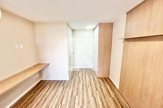 Sala/Cozinha/Quarto  de kitnet/studio à venda com 1 quarto, 24m² em Jardim São Paulo, São Paulo
