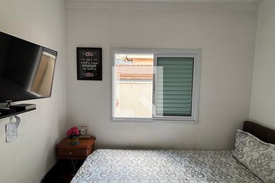 Quarto 1 de apartamento à venda com 2 quartos, 47m² em Parque Erasmo Assunção, Santo André