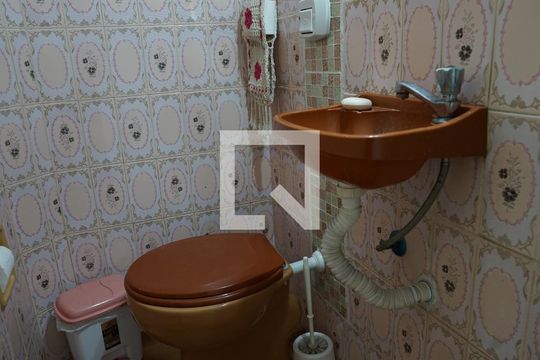 Lavabo de casa à venda com 3 quartos, 110m² em Vila Herminia, Guarulhos