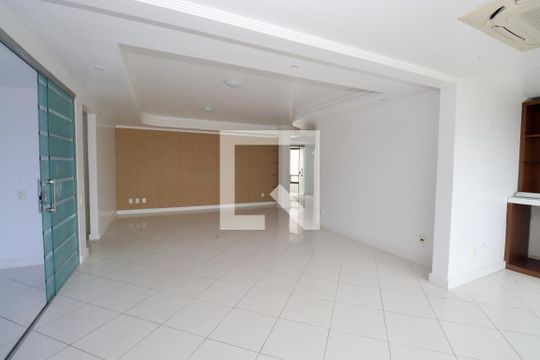 Sala de apartamento para alugar com 3 quartos, 205m² em Caminho das Árvores, Salvador