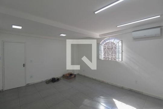 Sala e Copa (Inferior) de casa para alugar com 4 quartos, 480m² em Santa Branca, Belo Horizonte