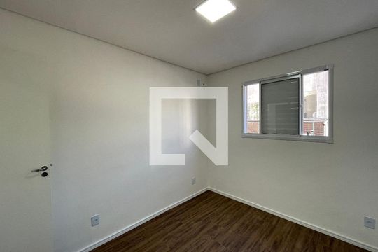 Quarto 1 de apartamento para alugar com 2 quartos, 58m² em Jardim Belizário, Cotia