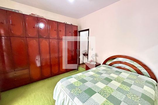 Quarto Suíte de casa à venda com 2 quartos, 156m² em Jardim Toscana, Guarulhos