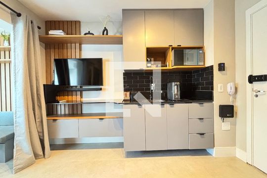 Studio de kitnet/studio para alugar com 1 quarto, 44m² em Vila Nova Conceição, São Paulo
