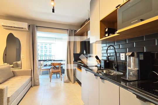 Studio de kitnet/studio para alugar com 1 quarto, 44m² em Vila Nova Conceição, São Paulo