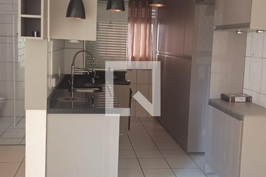 Cozinha de apartamento à venda com 2 quartos, 49m² em Metalúrgicos, Osasco