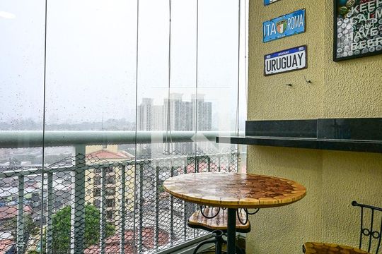 Varanda de apartamento à venda com 2 quartos, 63m² em Jardim Caner, Taboão da Serra