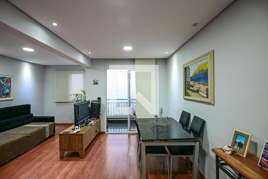 Sala de apartamento à venda com 2 quartos, 63m² em Jardim Caner, Taboão da Serra